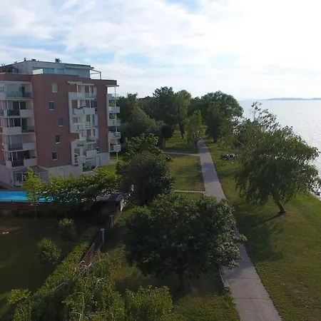 Viktoria Gold 1. * Siofok