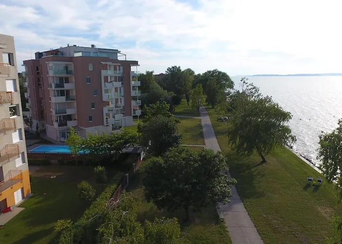 Viktoria Gold 1. * שיופוק